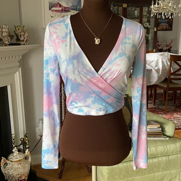 NWOT FashionNova long sleeve top - Picture 1 of 6